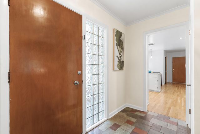 3770 Chevington Road, Upper Arlington, OH 43220