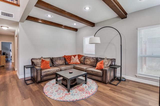 552 Josephine Street, Dallas, TX 75246