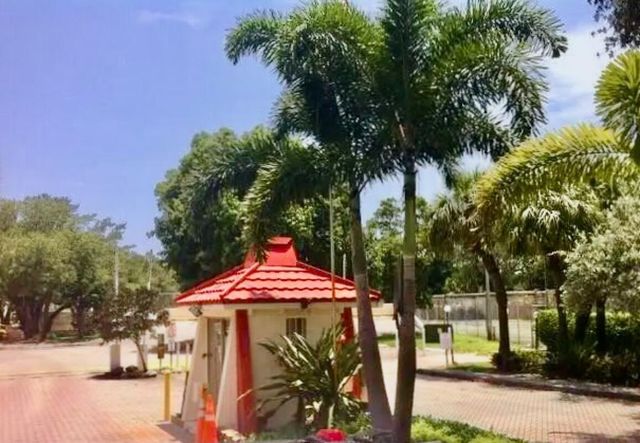 608 NW 13th Street 23, Boca Raton, FL 33486