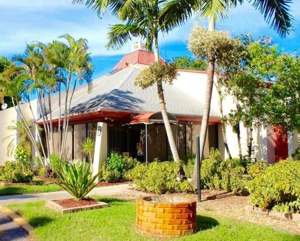 608 NW 13th Street 23, Boca Raton, FL 33486