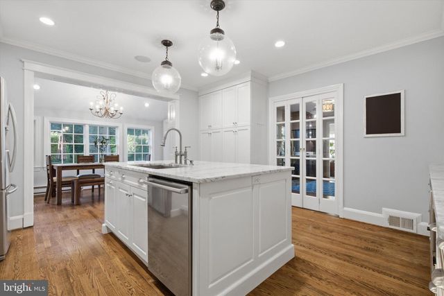 2 BELLEMORE RD, Baltimore, MD 21210