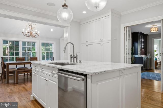 2 BELLEMORE RD, Baltimore, MD 21210