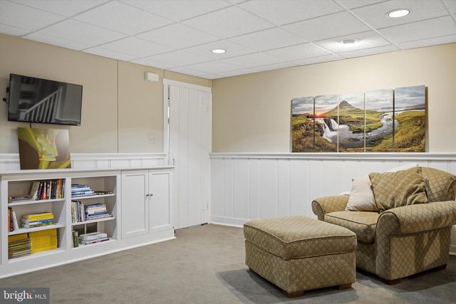 2 BELLEMORE RD, Baltimore, MD 21210