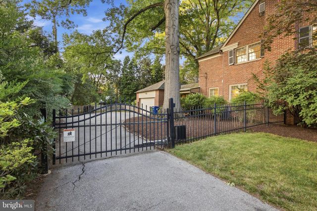 2 BELLEMORE RD, Baltimore, MD 21210