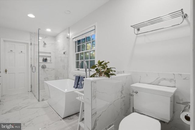 2 BELLEMORE RD, Baltimore, MD 21210