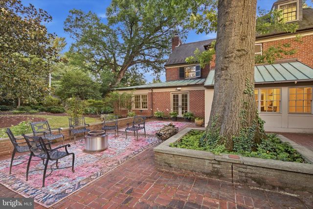 2 BELLEMORE RD, Baltimore, MD 21210