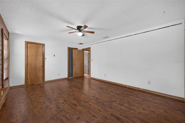 526 CORIANDER ROAD, Deltona, FL 32738