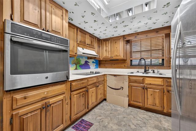526 CORIANDER ROAD, Deltona, FL 32738