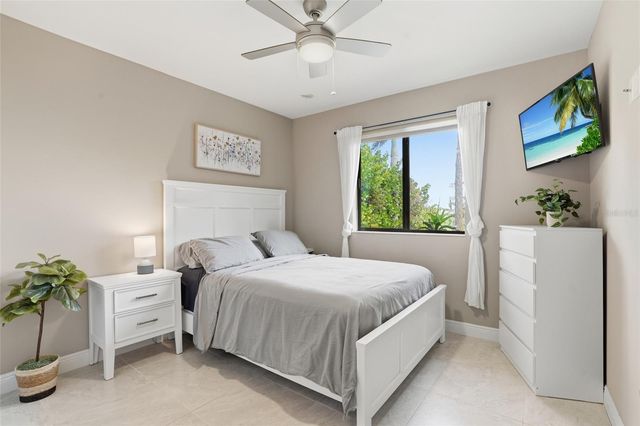 1309 SW 19TH LANE, Cape Coral, FL 33991