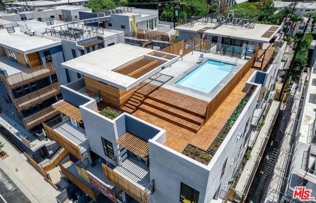 1250 N Fairfax Avenue 411, West Hollywood, CA 90046