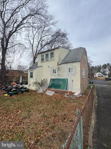 5 MONUMENT AVE, Hamilton, NJ 08619