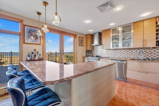 909 Gerry Avenue, Lido Beach, NY 11561