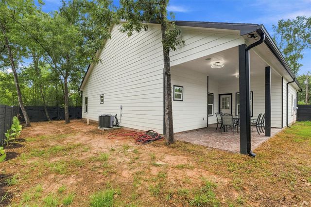 179 Knollwood Lane, Livingston, TX 77351