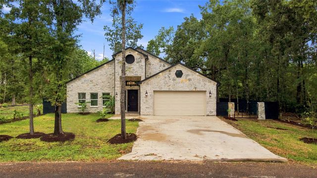 179 Knollwood Lane, Livingston, TX 77351