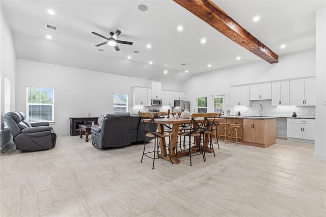 179 Knollwood Lane, Livingston, TX 77351