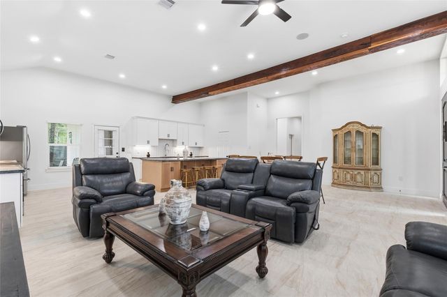 179 Knollwood Lane, Livingston, TX 77351