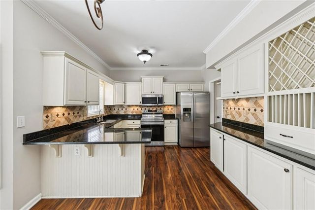 2435 COBBLE CREEK Lane, Grayson, GA 30017