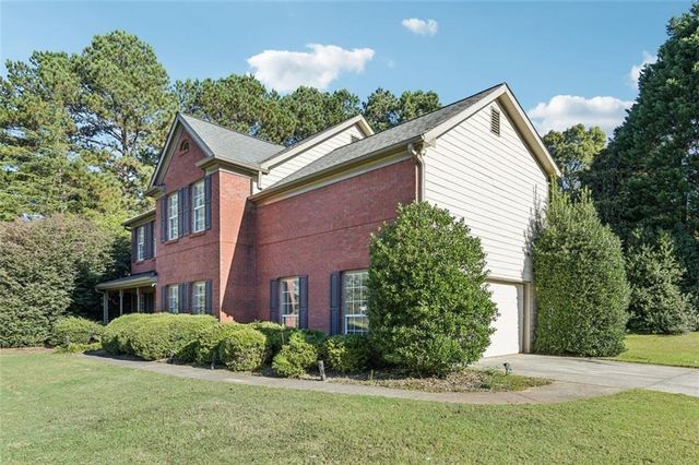 2435 COBBLE CREEK Lane, Grayson, GA 30017