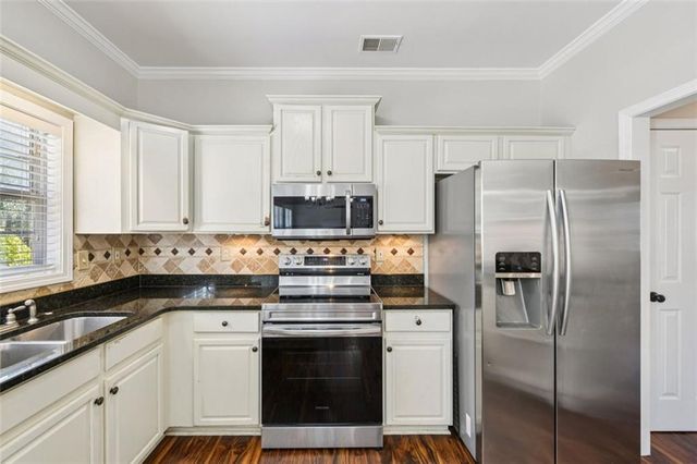 2435 COBBLE CREEK Lane, Grayson, GA 30017