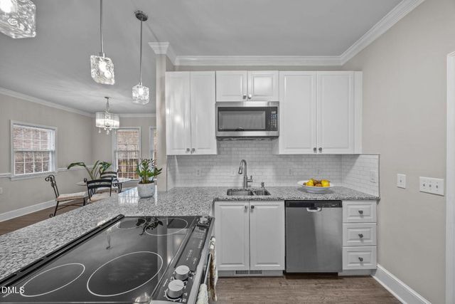 6 Willow Oak Street, Elon, NC 27244