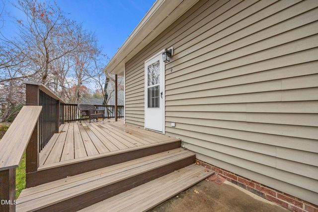 6 Willow Oak Street, Elon, NC 27244