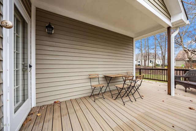 6 Willow Oak Street, Elon, NC 27244