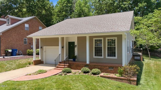 6 Willow Oak Street, Elon, NC 27244