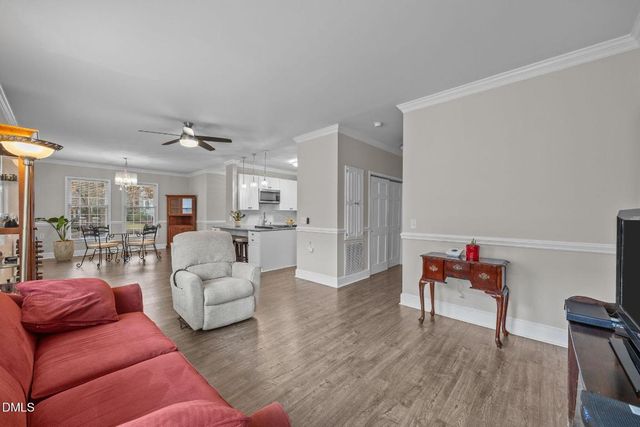 6 Willow Oak Street, Elon, NC 27244