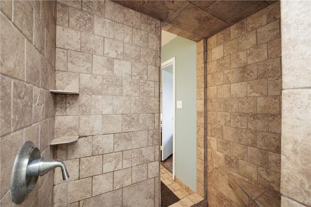 2021 Buckeye Dr, Ingleside, TX 78362