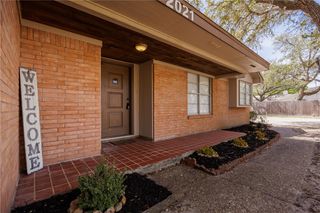 2021 Buckeye Dr, Ingleside, TX 78362