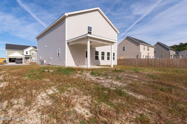 212 Shadow Grass Court, Stella, NC 28582