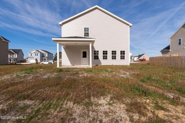 212 Shadow Grass Court, Stella, NC 28582