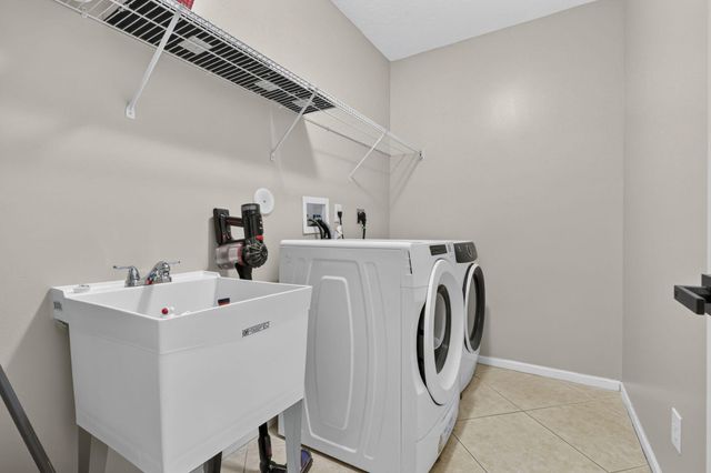 3360 Harness Circle, Wellington, FL 33449