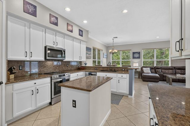 3360 Harness Circle, Wellington, FL 33449