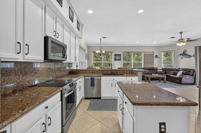 3360 Harness Circle, Wellington, FL 33449