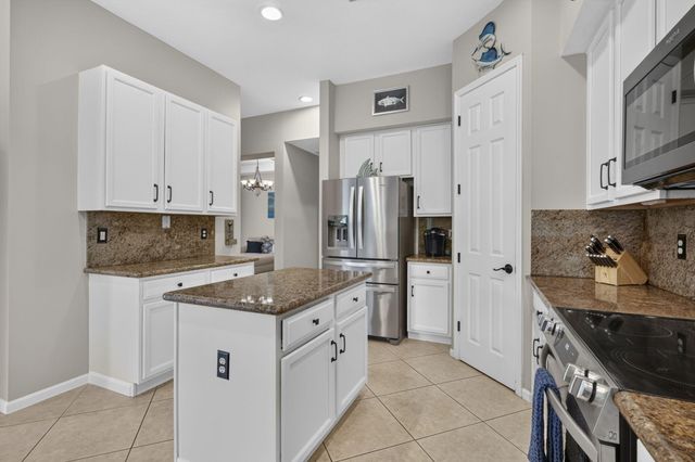 3360 Harness Circle, Wellington, FL 33449