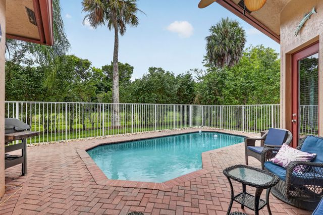 3360 Harness Circle, Wellington, FL 33449