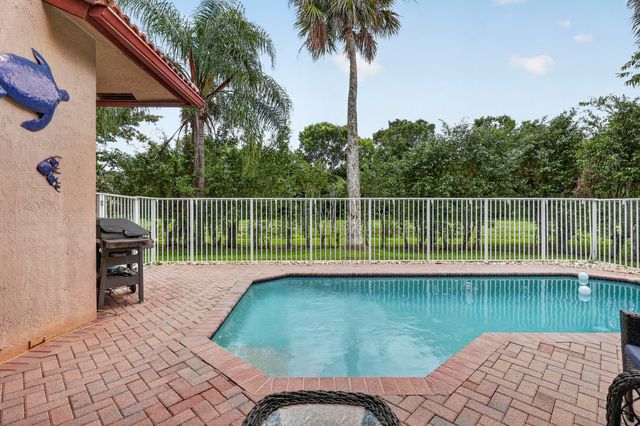 3360 Harness Circle, Wellington, FL 33449