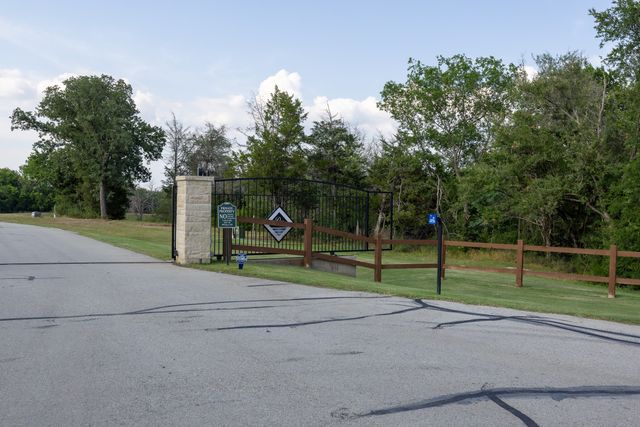 Lot 81 Diamond Point, Corsicana, TX 75109