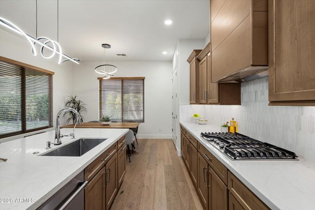 1708 W OBERLIN Way, Phoenix, AZ 85085