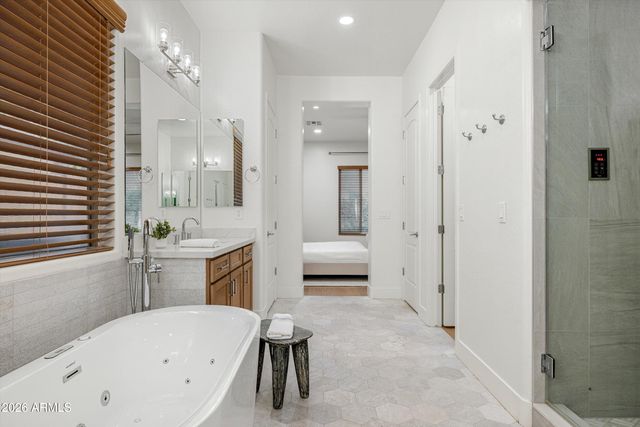 1708 W OBERLIN Way, Phoenix, AZ 85085