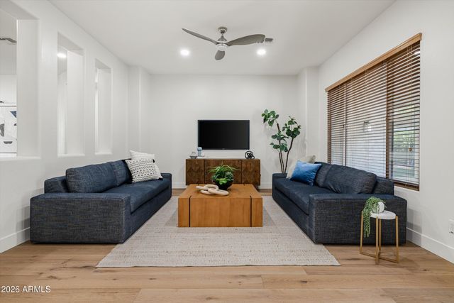 1708 W OBERLIN Way, Phoenix, AZ 85085