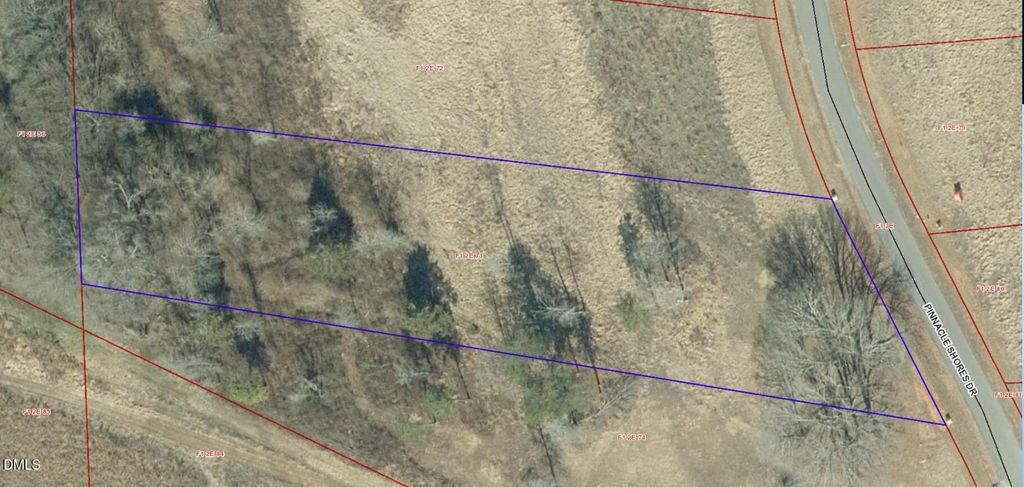 73 Pinnacle Shores Drive, Macon, NC 27551