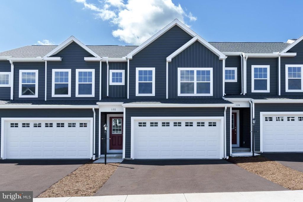 132 DOLOMITE DR, Port Matilda, PA 16870