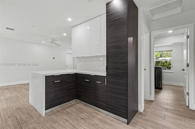 2317 SW 34th Ave, Fort Lauderdale, FL 33312