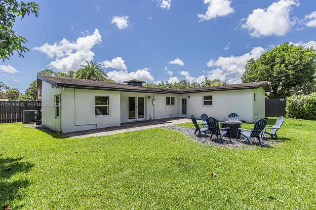 2317 SW 34th Ave, Fort Lauderdale, FL 33312