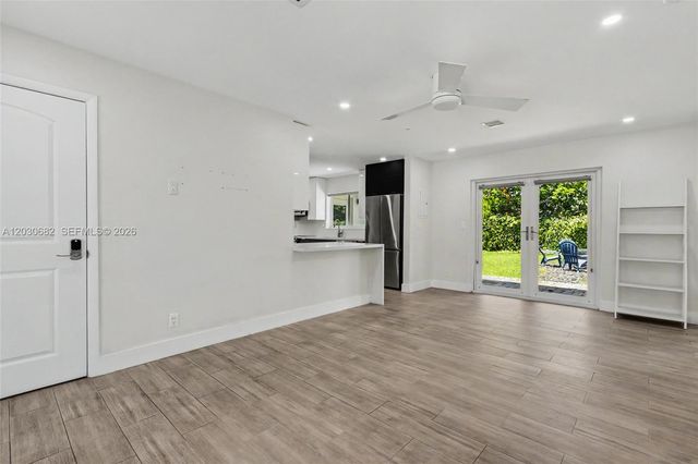 2317 SW 34th Ave, Fort Lauderdale, FL 33312