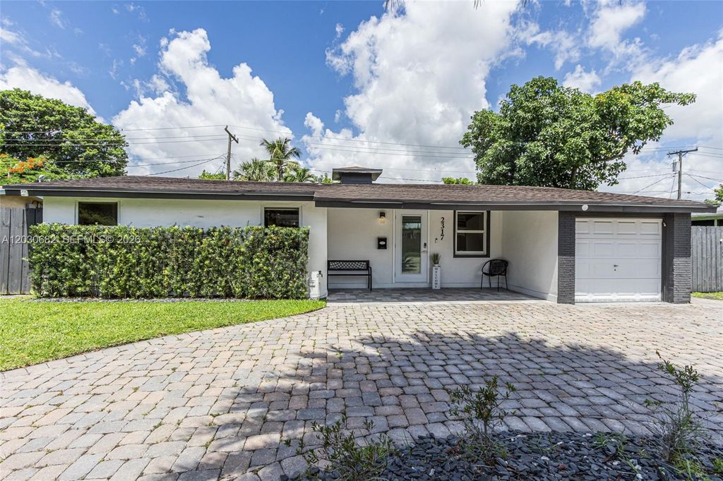 2317 SW 34th Ave, Fort Lauderdale, FL 33312
