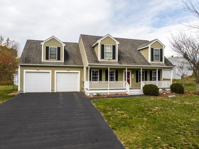 11 Maize Drive, Somersworth, NH 03878
