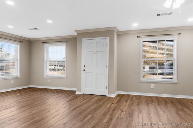 923 N 12th Avenue, Durant, OK 74701